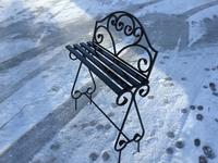 Лавка металлическая (со спинкой), 1 метр, элементы ковки.